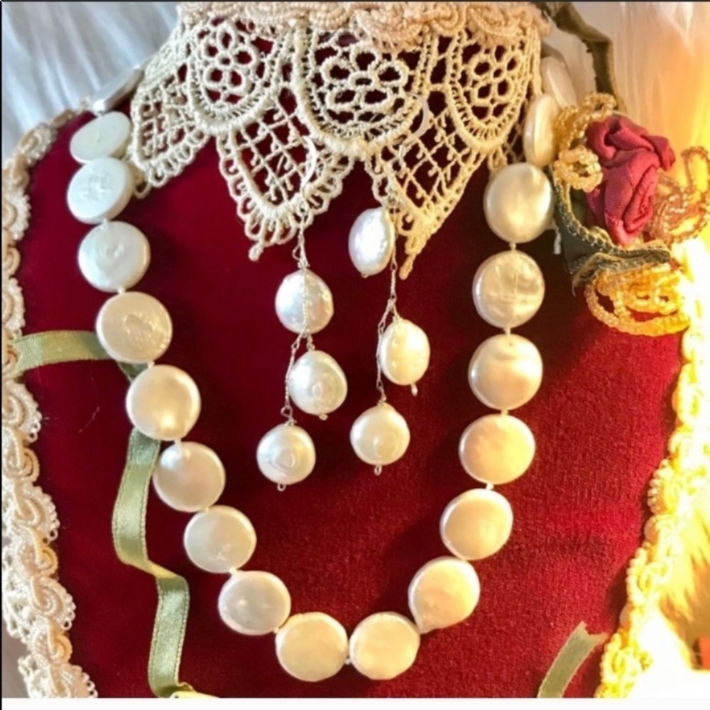 14k COIN PEARL NECKLACE AND EARRINGS VTG